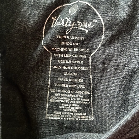 Two Thirty-One T-shirts - Picture 5 of 5